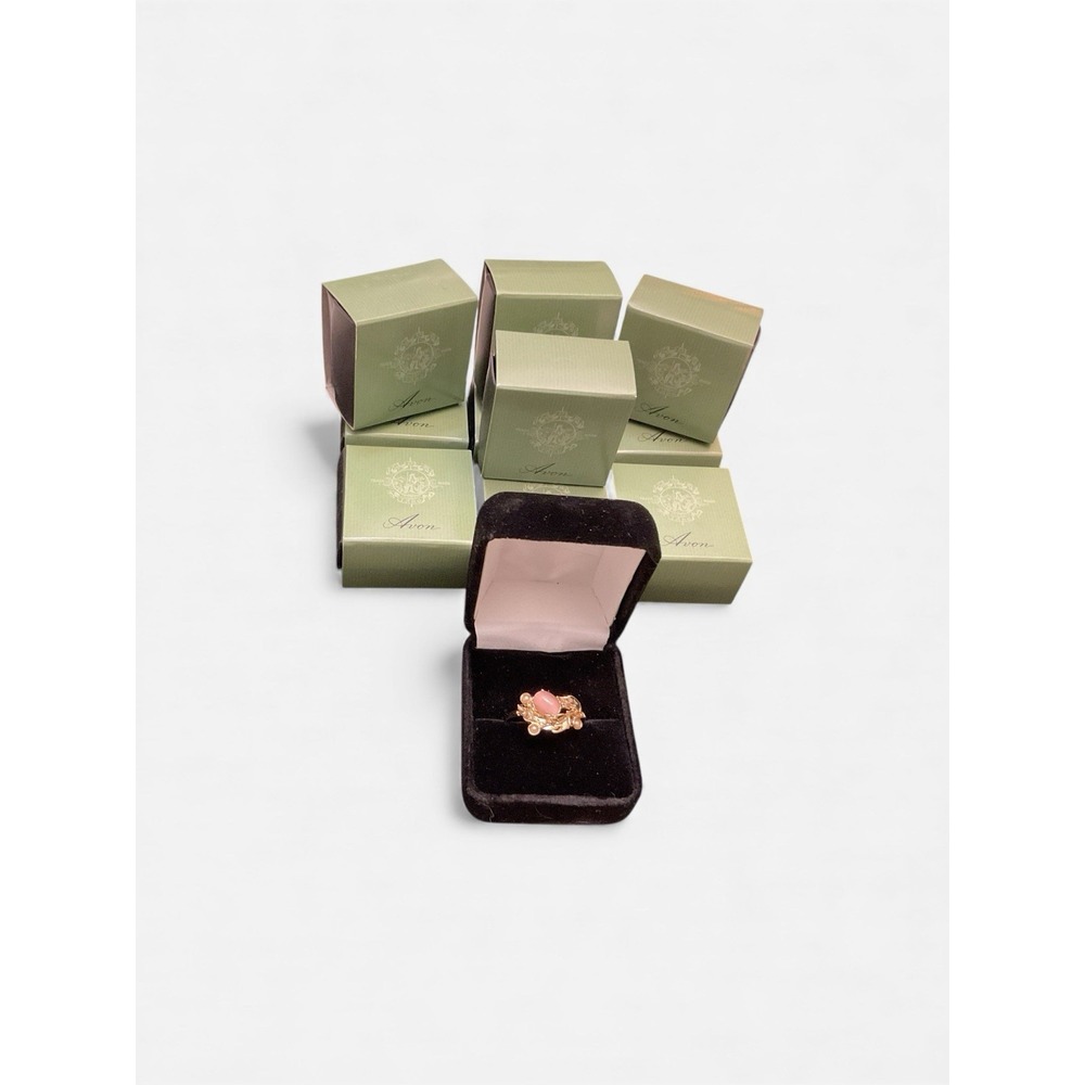 Avon Gold Tone Set of 10 Goldtone Pink  Stackable Cocktail‎ Rings Size 10